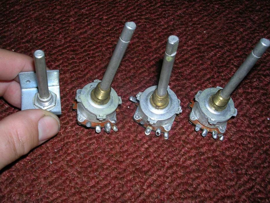 4 потенциометъра