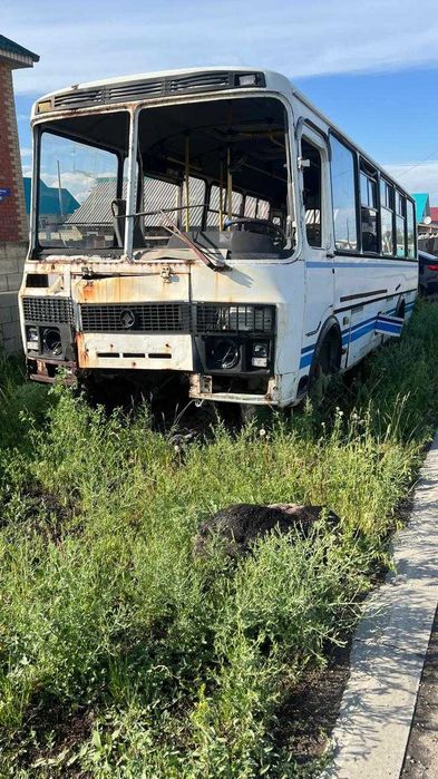 Продам автобус 2006 год