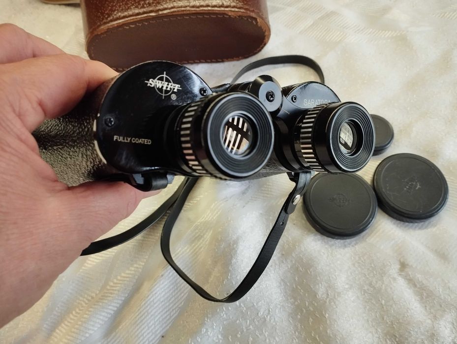 ТОП Ловен Японски Бинокъл- .8х40-SWIFT-SARATOGA Quartar