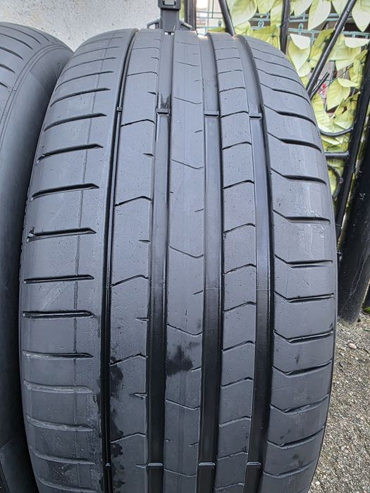 Vând patru anvelope de vara pirelli 265 50 19 dot 1322