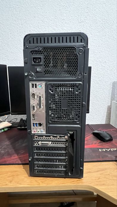 Компютър(I5-8400, GTX 1060 3GB, 16GB Ram, SSD)