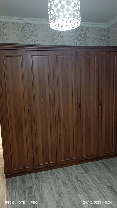 Продаётся спальный комплект