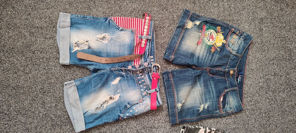 Pantaloni scurți dama mărimea S-M