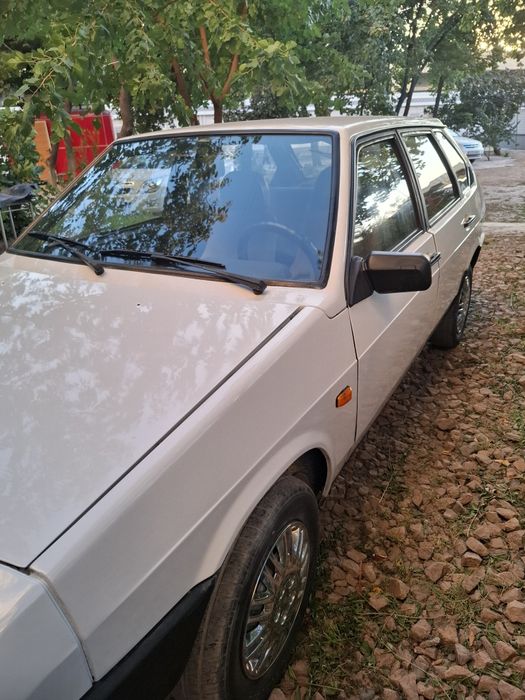 Лада 2109 автомашина