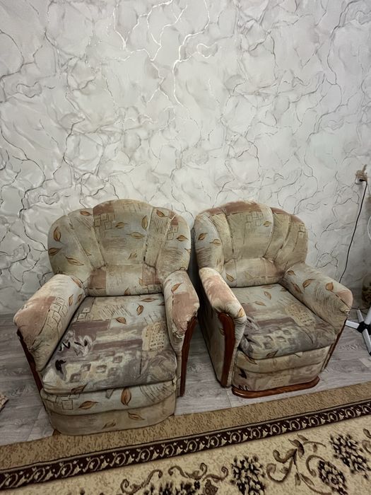 Диван и 2 кресла