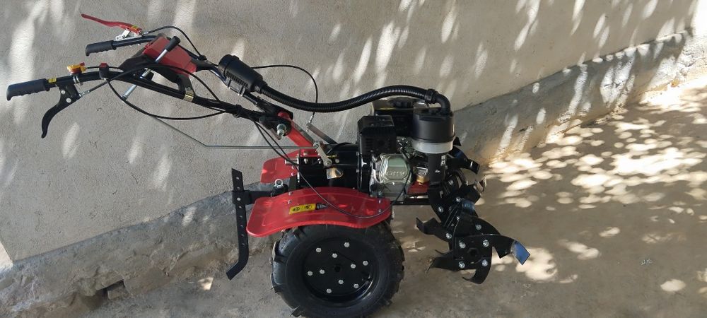 Moto kultivator holati yangi
