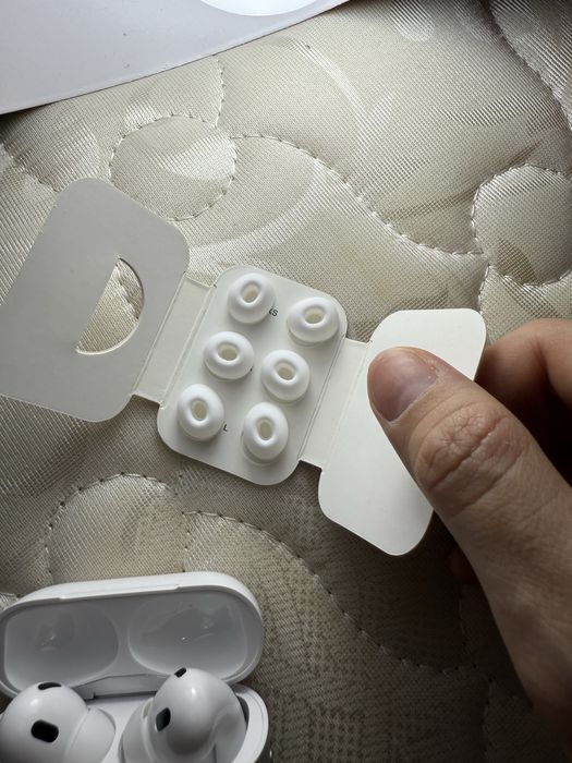 Optom AirPods 40 mingdan