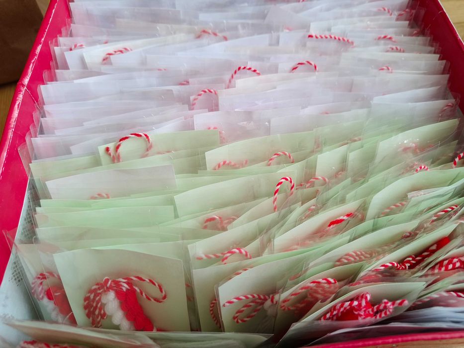 Ръчно изработени мартеници традиционни - 600 бр. - уникални модели