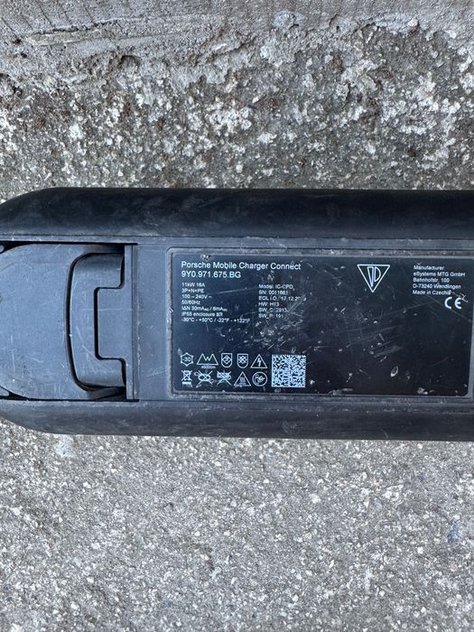 Зарядно за електромобил,Порше 11 kw