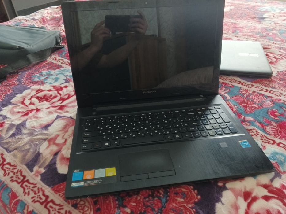 Notebook sotiladi.4 dona notebook bor .yangi programma qilsa ishlaydi