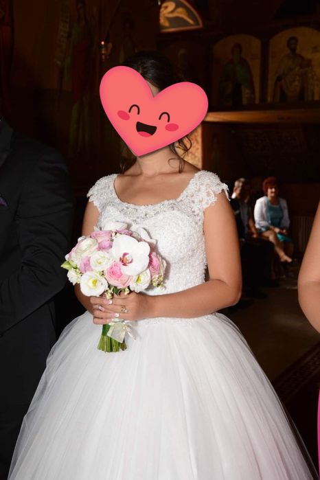 Vând rochie de mireasă