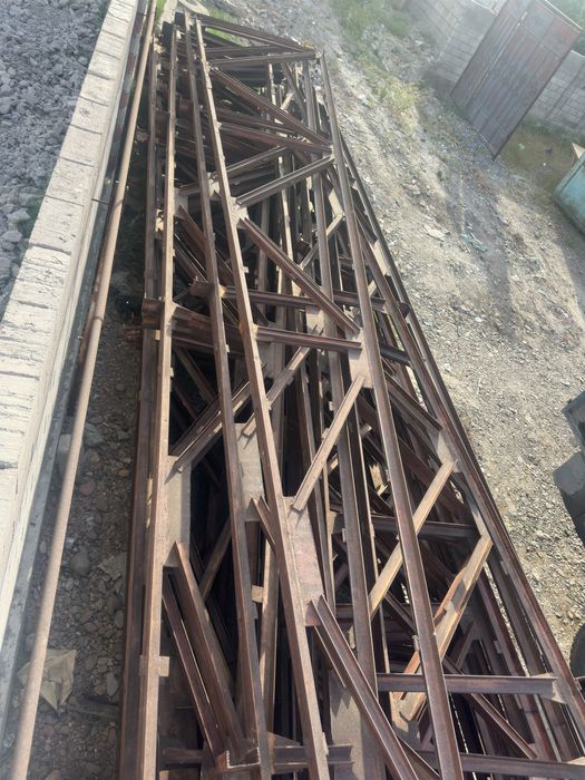 Металлические фермы  Qurilish fermasi sotiladi 12metr