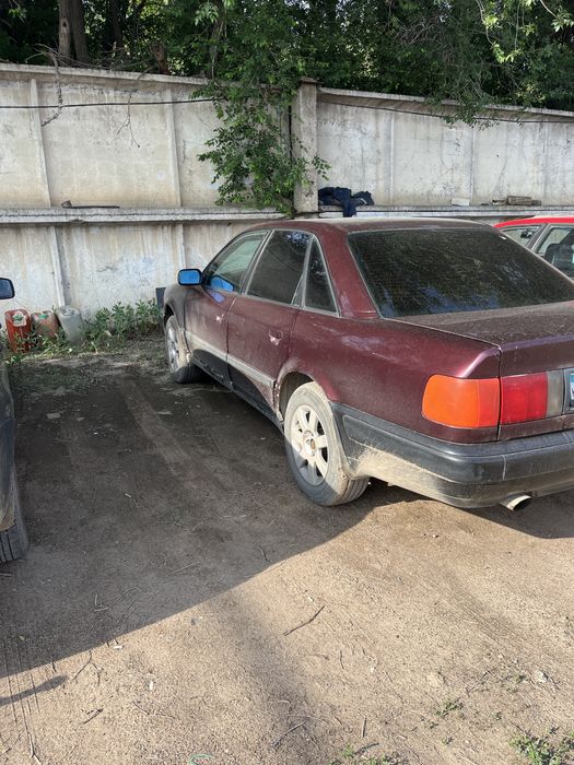 Ауди 100с 4 1991 год
