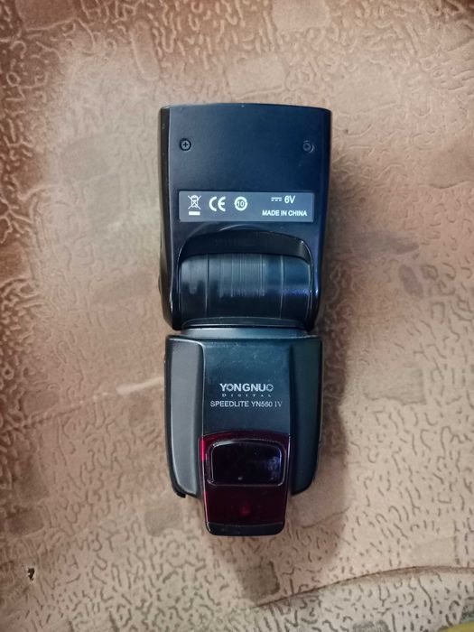 Фотовспышка yongnou 4