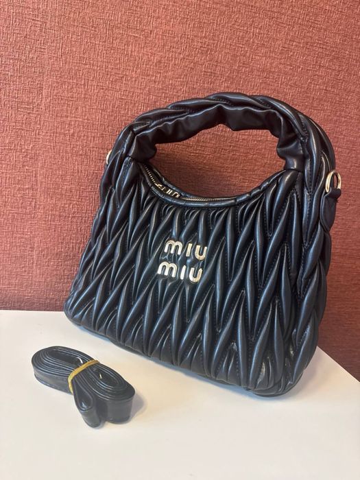 Genti dama , cel mai iubit brand