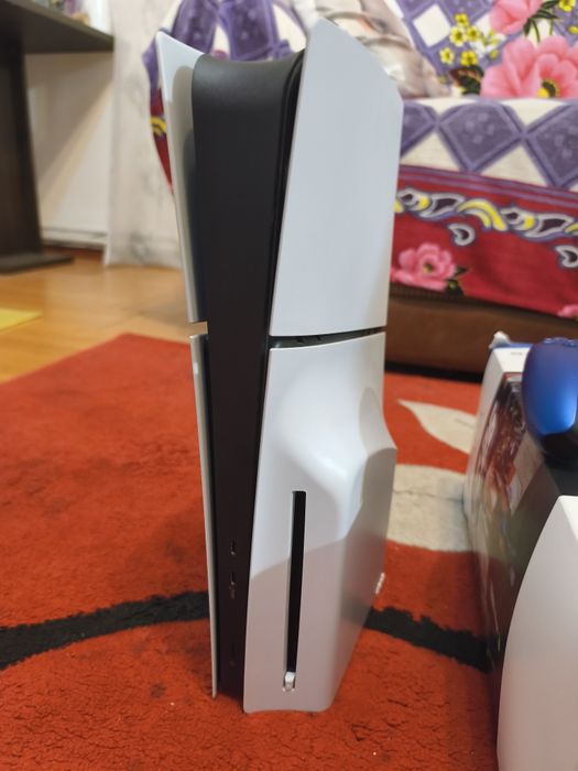 Foarte bună,Sony PS5,1TB