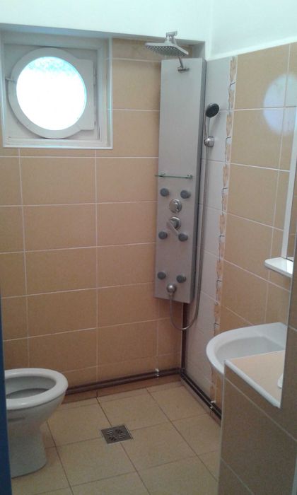 Persoana fizica dau in chirie Ap.1 cam. la casa in A.Muresanu