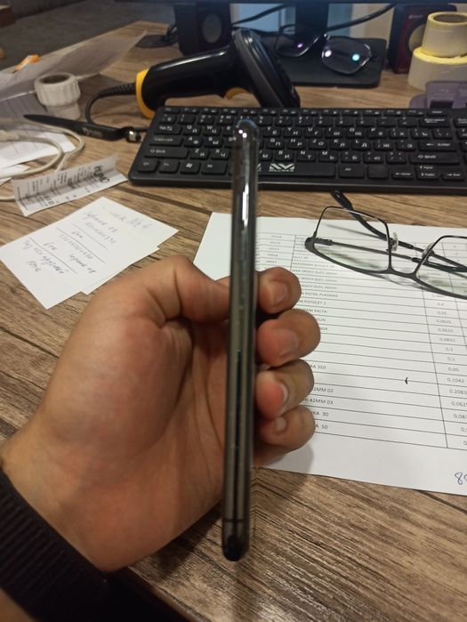 iPhone x 64gb yaxshi