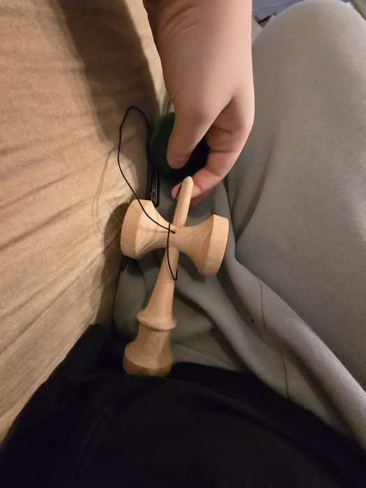 Kendama sweets turbo shape folosită