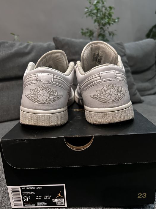 Jordan 1 Low triple white