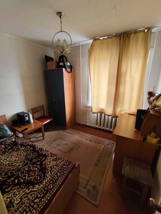 4х комнатная квартира в 19 мкрн