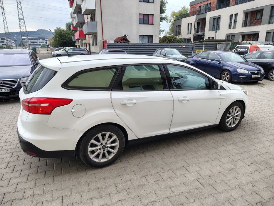 FORD Focus 2015 — imagine 3