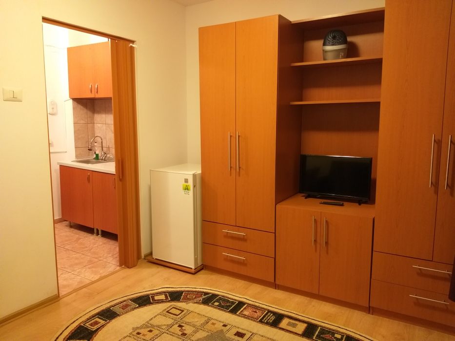 Închiriez Garsoniera Calea Buziasului