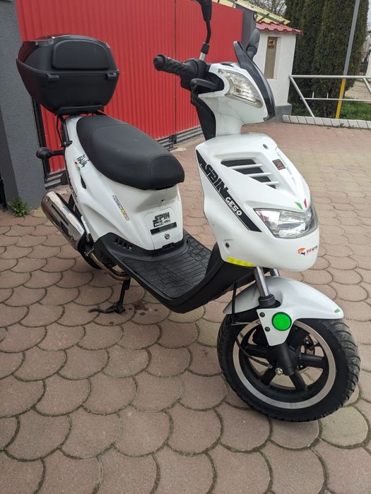 Scuter  Explorer 49 cm  2 timpi