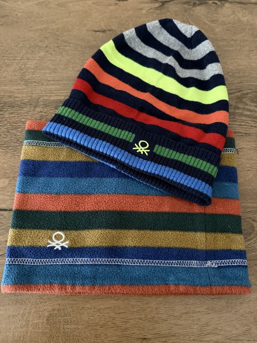 Benetton шапка и поларен шал