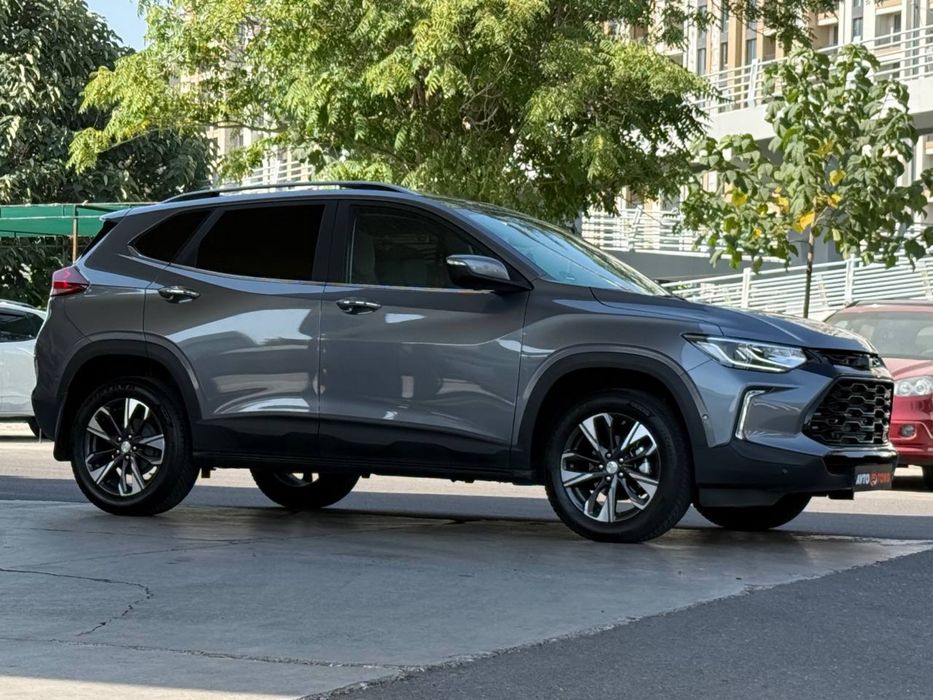 Продаётся Chevrolet Tracker 2 Premier Plus 2025 года