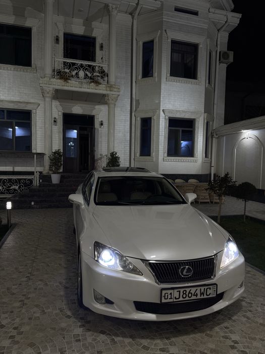 Lexus is 250 amerikanka