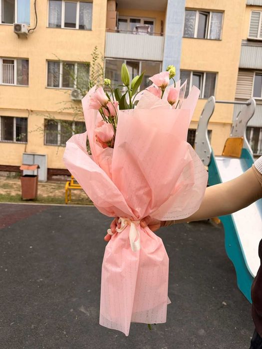 Цветы продам срочна,3000тсч,все