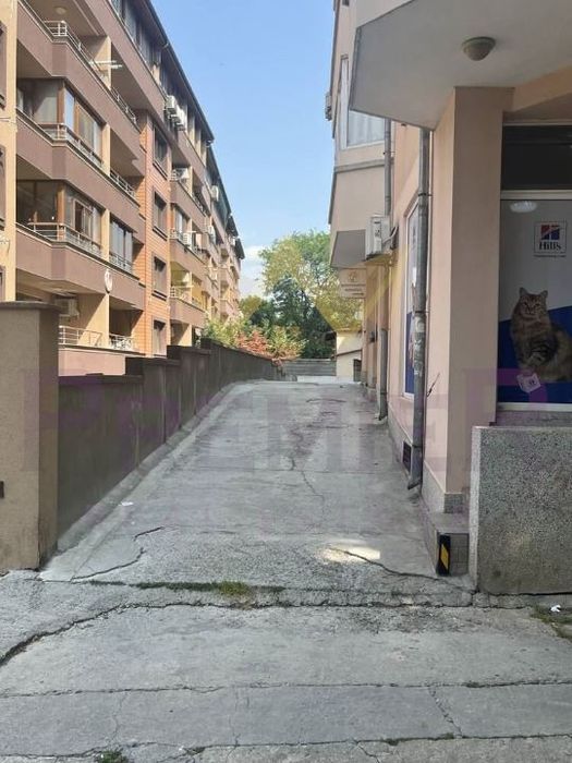 Подземни паркоместа в ж.к Братя Миладинови - Бургас