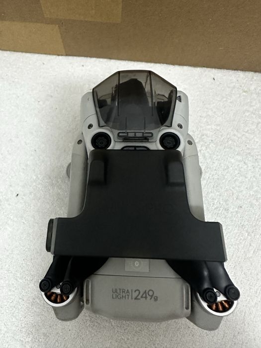 Vand drona dji mini 4 pro