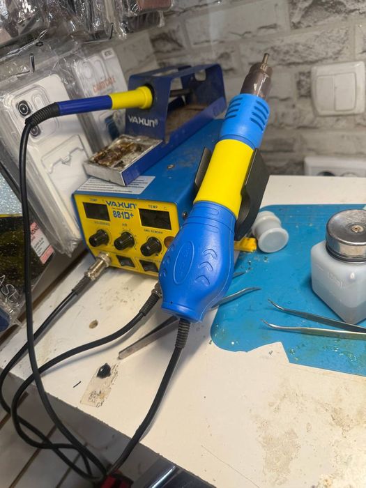 Telefon remont uchun anjomla sotiladi