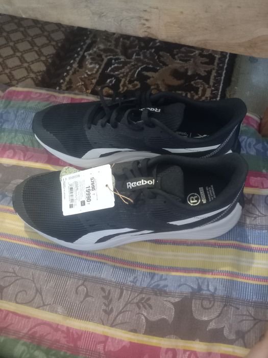 Кроссовки Reebok оригинал новый