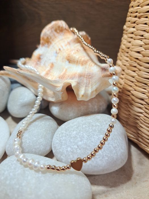 Гривни и колиета с ест. перли и ест. камъни