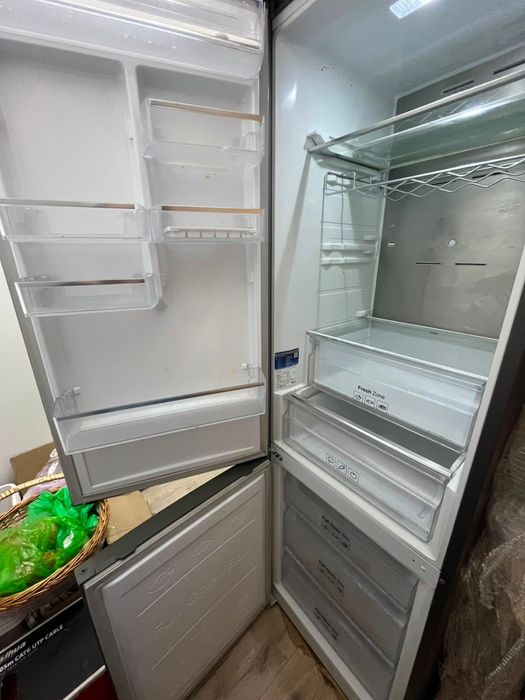 Продам холодильник Samsung