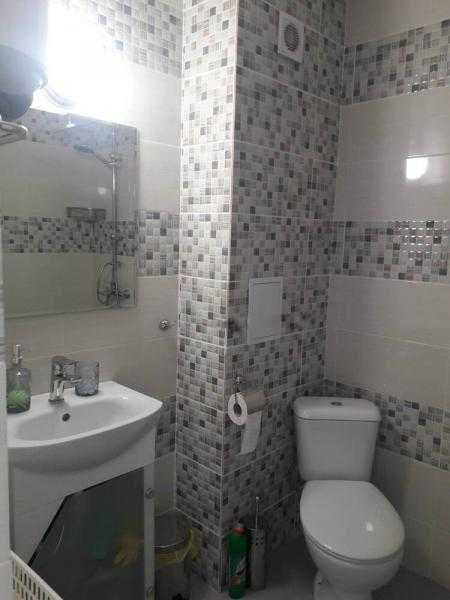 Дава се под наем Двустаен апартамент в Бургас, Изгрев - 46 кв.м за 765 € - Снимка #5