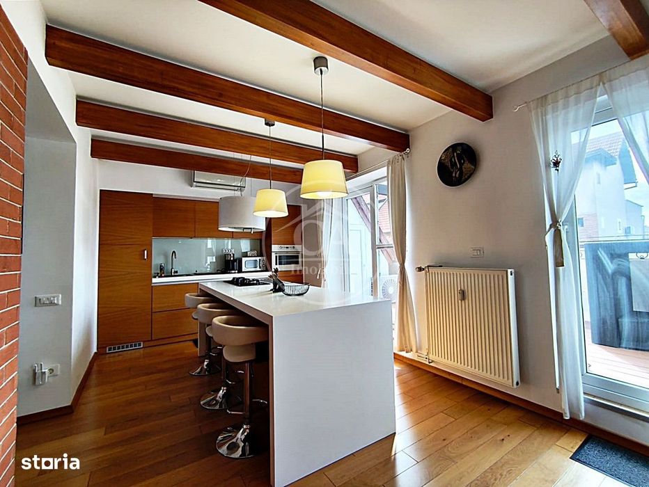 Apartament de închiriat cu 4 camere si terasa, Ultracentral, Oradea