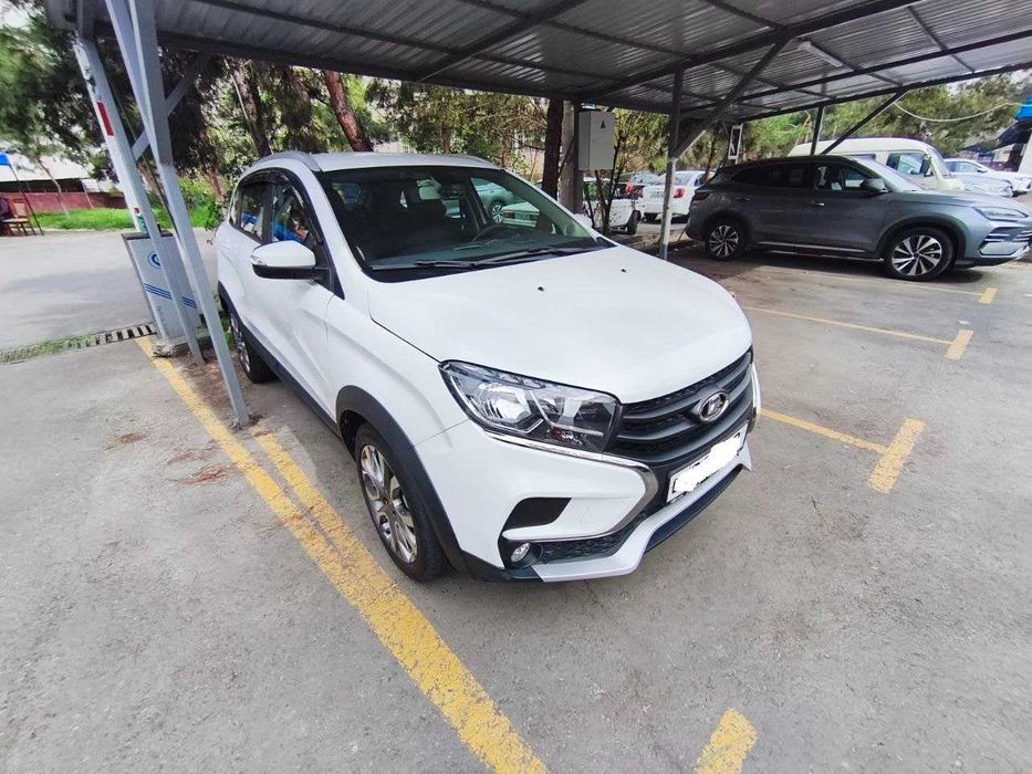 Продам Lada Xray Cross 2020 г.в.