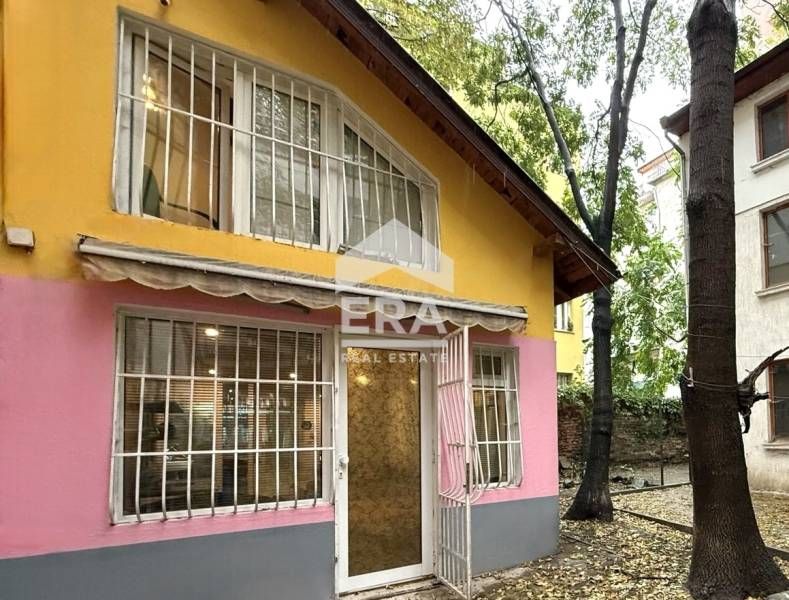 Продава се Двустаен апартамент в София, Център - 50 кв.м за 2030 €/кв.м - Снимка #6