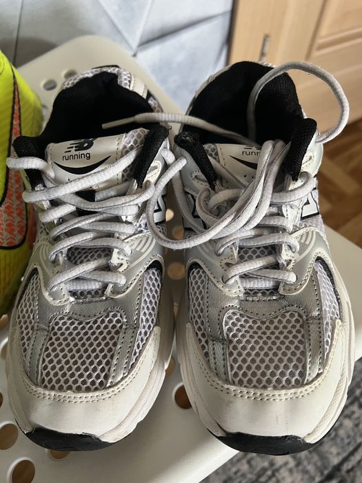 Бутсы кроссовки на мальчика