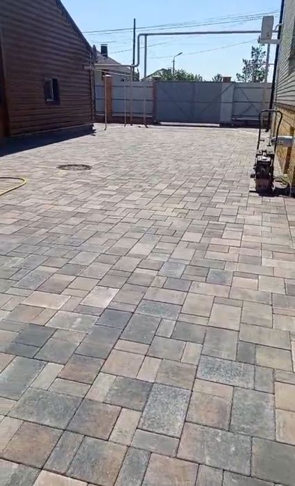 Укладка брусчатки и асфальт