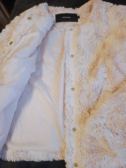 Яке дамско елегантно