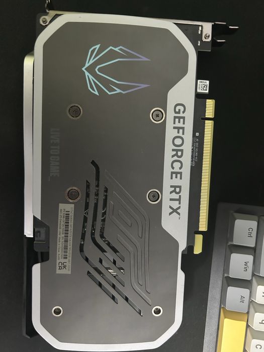 Продам видеокарту Zotac Gaming RTX 4060
