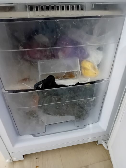 Продам холодильник б/у.