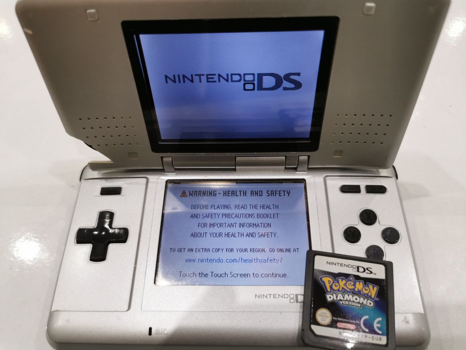Продавам Nintendo DS
