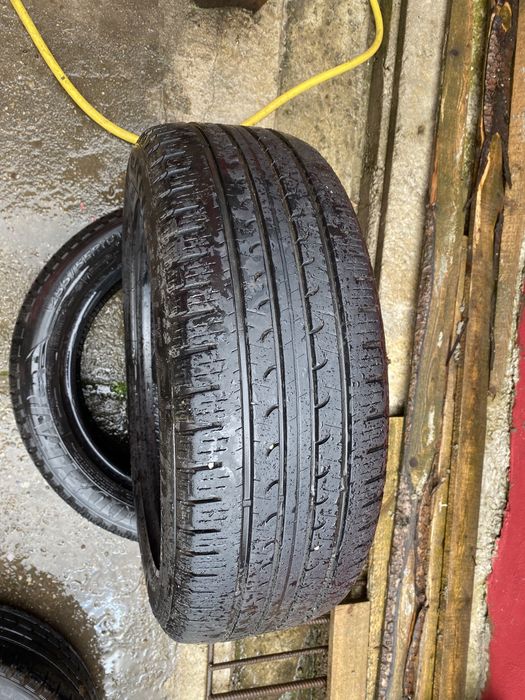 Vând Cauciucuri Vara 235/55/R19