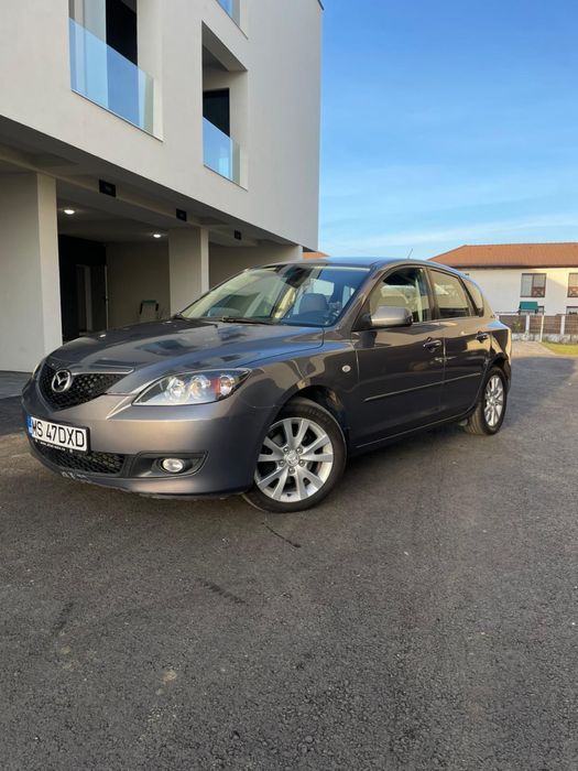 Mazda 3 1.6 hatchback